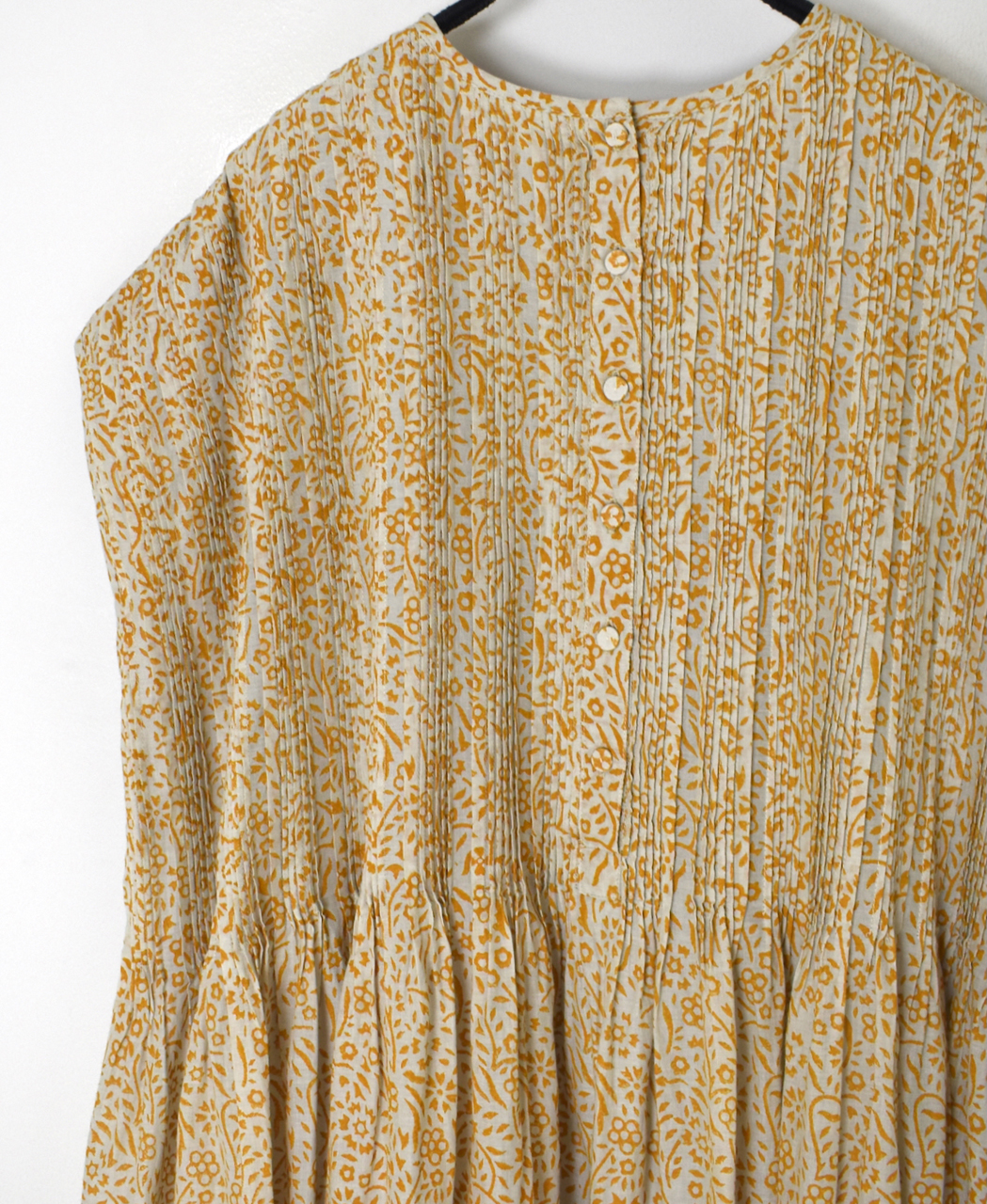 INMDS26104(ワンピース) 80s COTTON FLOWER BLOCK PRINT FRENCH/SL DRESS WITH RANDOM PLEATS