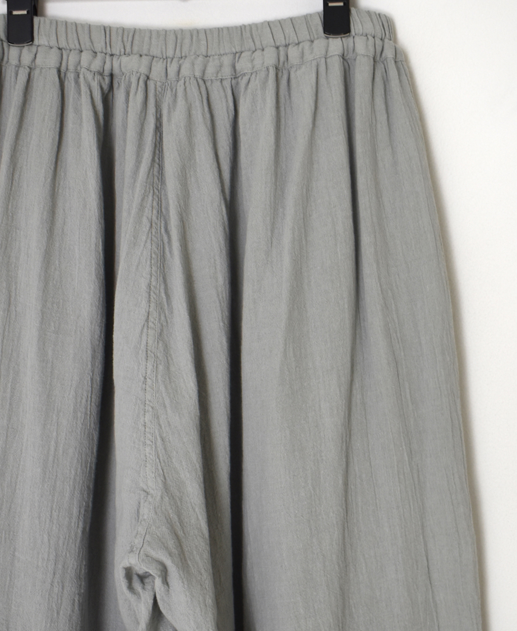 INAM2505G3D(パンツ) 30s GAUZE OVERDYE UTILITY GATHERED EASY PANTS WITH LINING