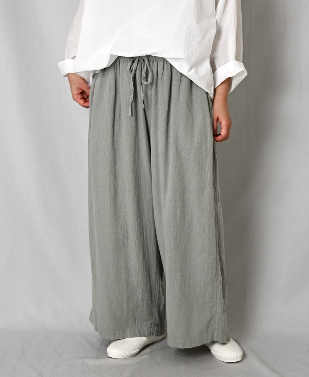 INAM2505G3D(パンツ) 30s GAUZE OVERDYE UTILITY GATHERED EASY PANTS WITH LINING