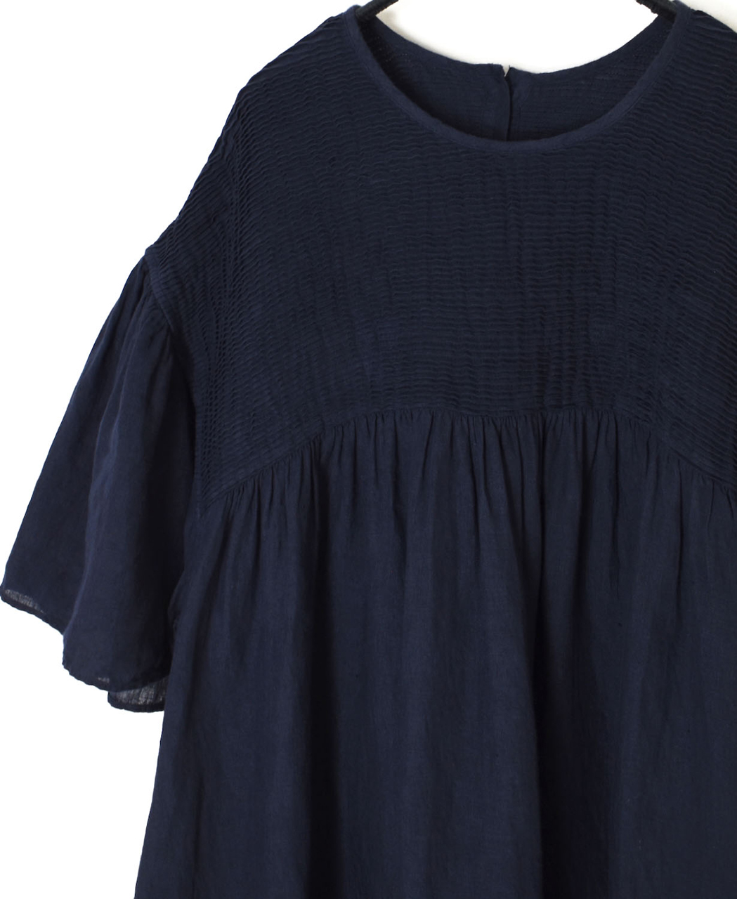 INMDS26004D(ワンピース) 60s AUTO LOOM LINEN PLAIN (OVERDYE) BACK OPENING PULLOVER DRESS WITH MINI PINTUCK