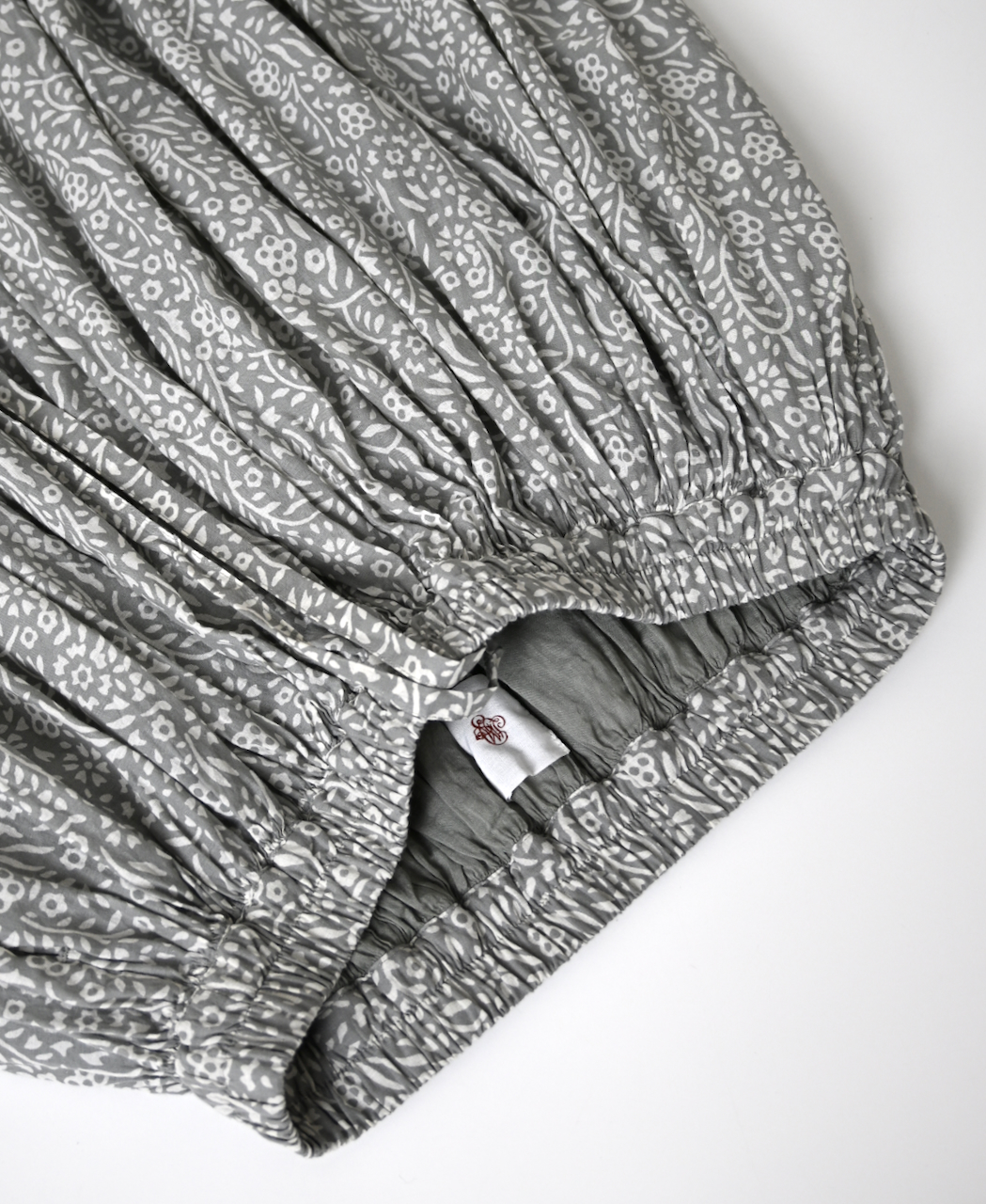 INMDS26105(スカート) 80s COTTON FLOWER BLOCK PRINT GATHERED SKIRT