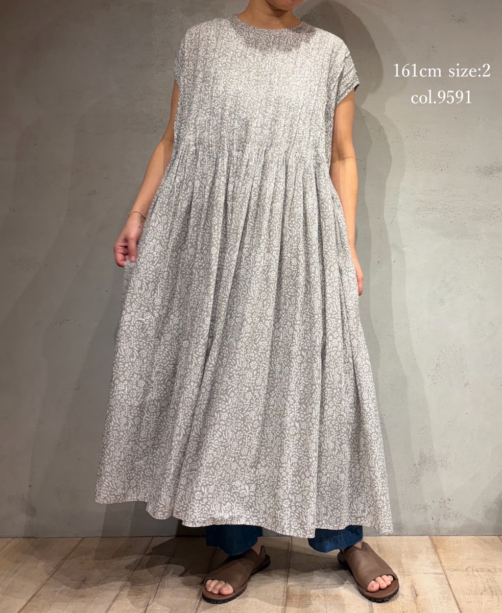 INMDS26104(ワンピース) 80s COTTON FLOWER BLOCK PRINT FRENCH/SL DRESS WITH RANDOM PLEATS