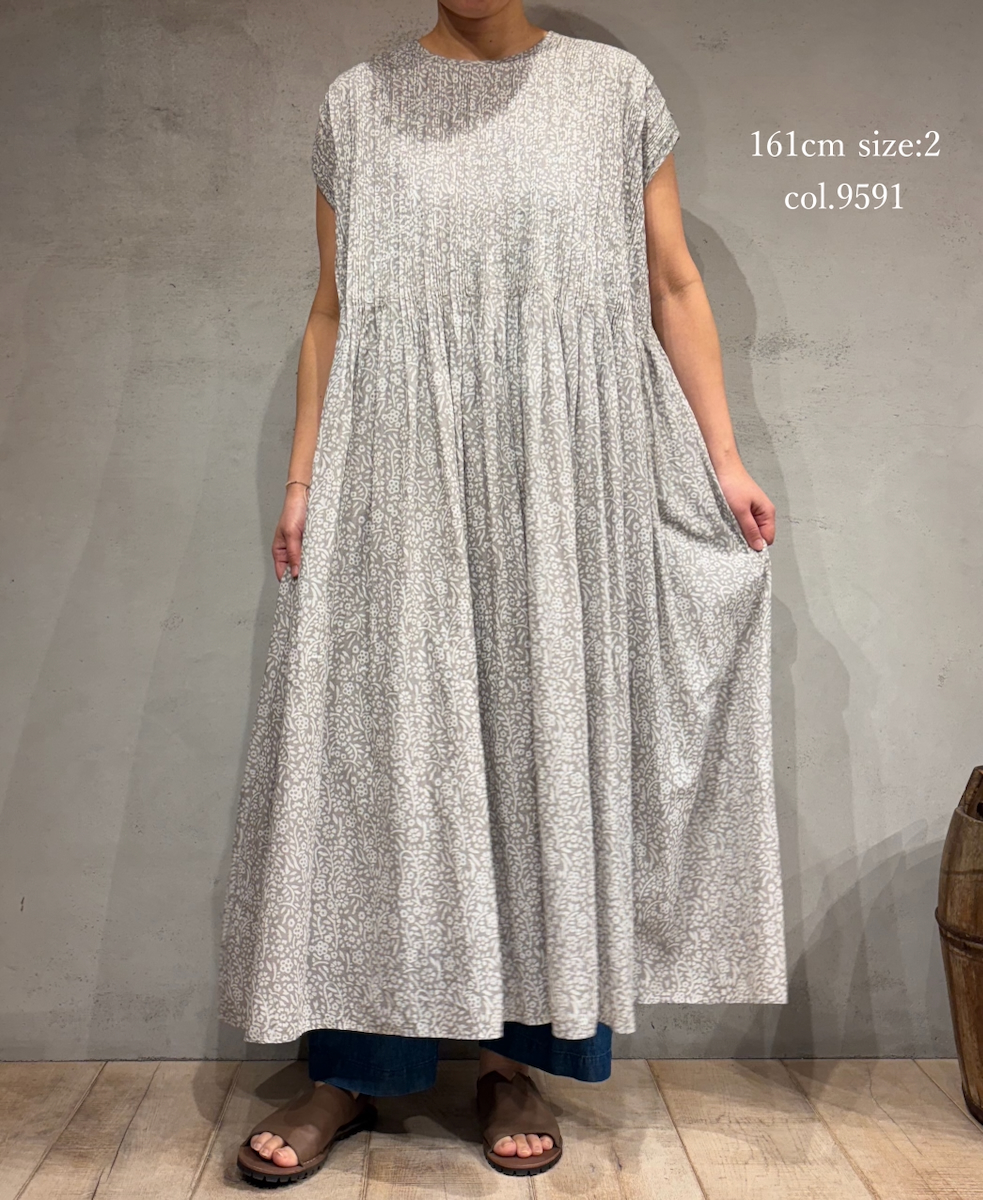 INMDS26104(ワンピース) 80s COTTON FLOWER BLOCK PRINT FRENCH/SL DRESS WITH RANDOM PLEATS