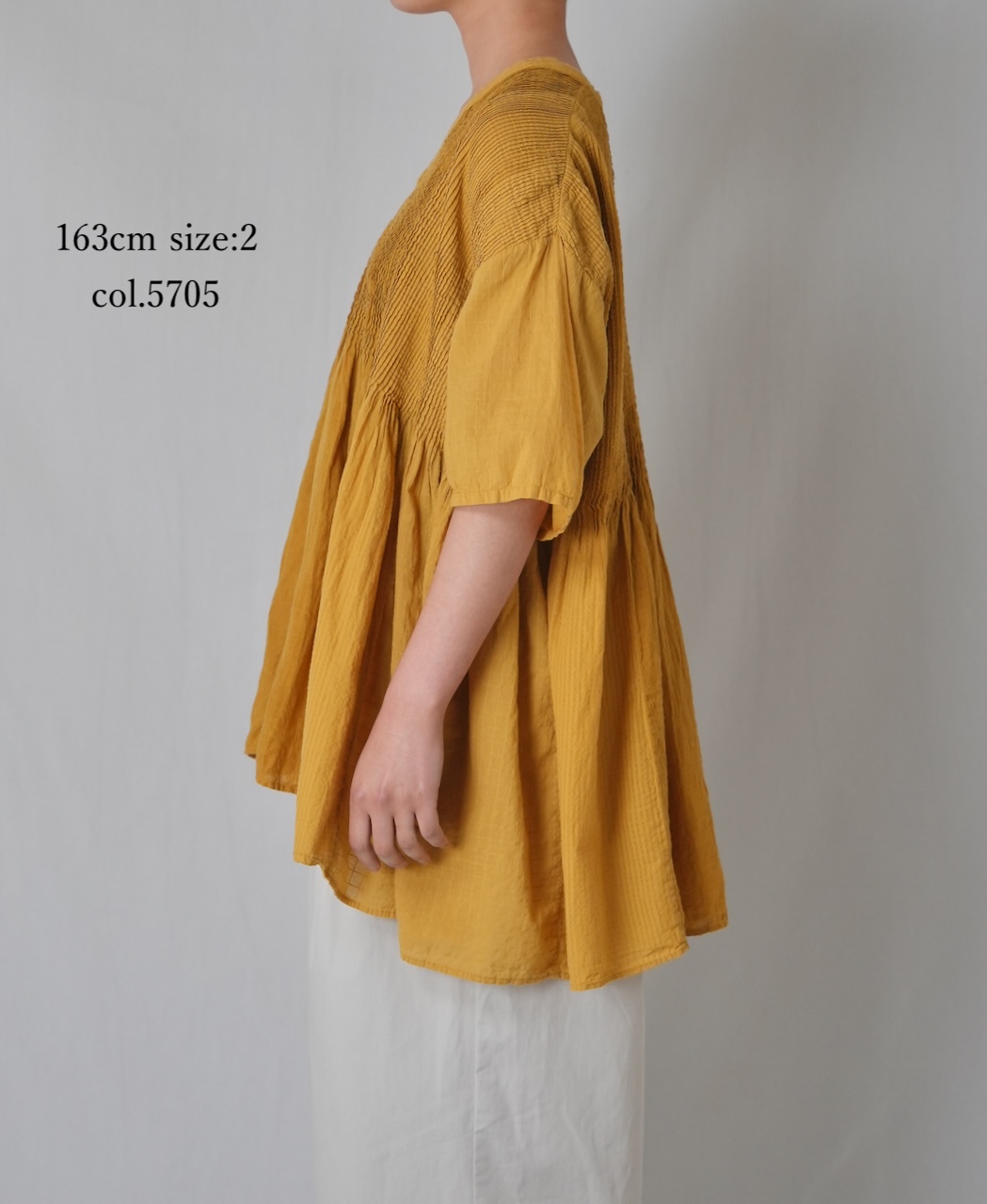 NMDS26262D(シャツ) 80s ORGANIC COTTON/80s LINEN PATCHWORK OVERDYE V-NECK S/SLEEVE SHIRT WITH MINI PINTUCK