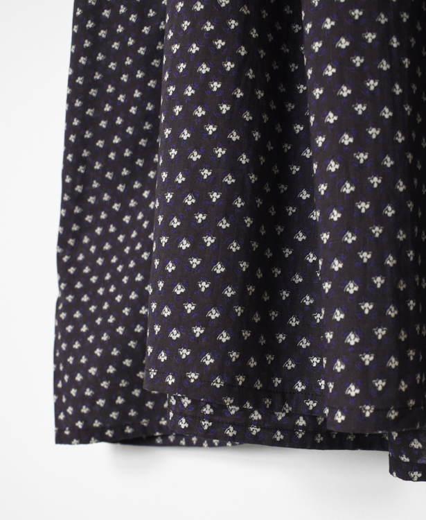 NSL26033(ワンピース) COTTON SLUB SMALL FLOWER PRINT 2WAY GATHERED SMOCK DRESS