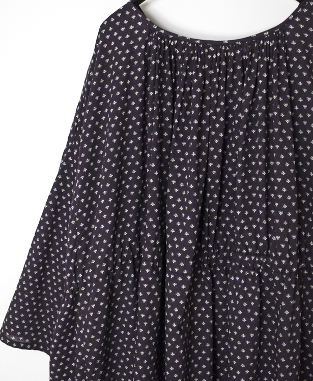 NSL26033(ワンピース) COTTON SLUB SMALL FLOWER PRINT 2WAY GATHERED SMOCK DRESS