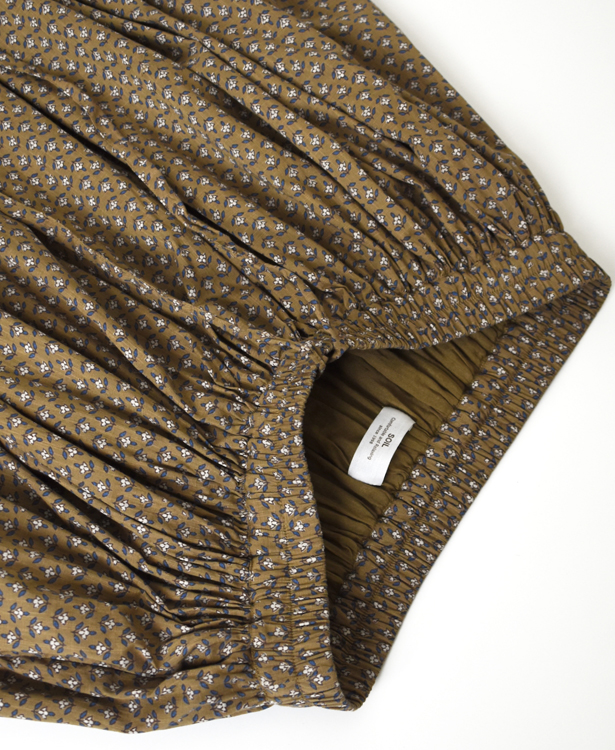 NSL26035(スカート) COTTON SLUB SMALL FLOWER PRINT GATHERED SKIRT