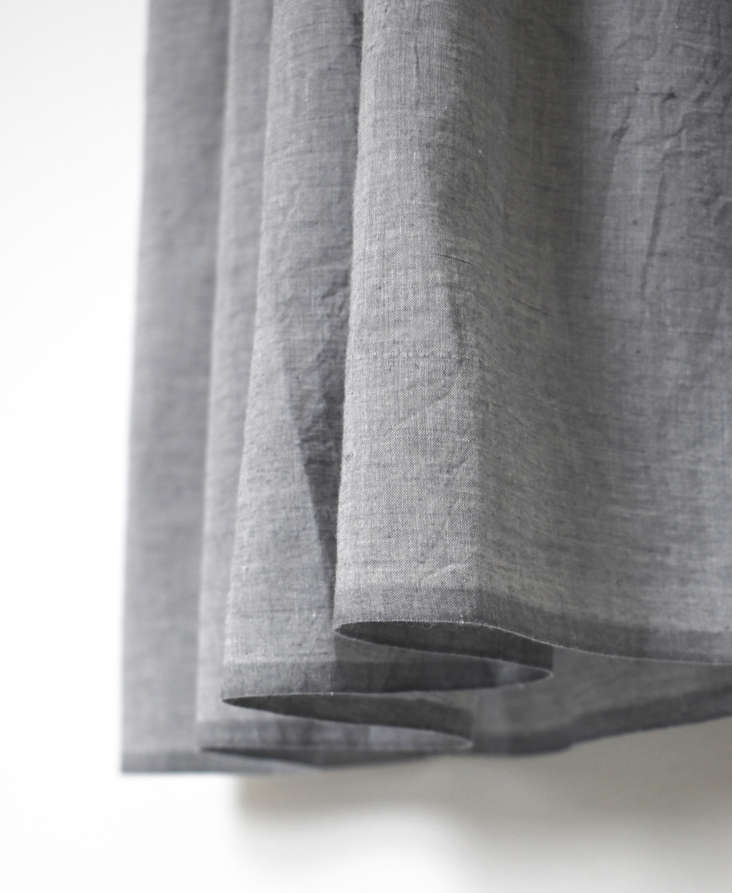 INMDS26042(ワンピース) HANDWOVEN YARN DYE CHAMBRAY FRILL COLLAR SHIRTS DRESS WITH RAJASTHAN GATHER