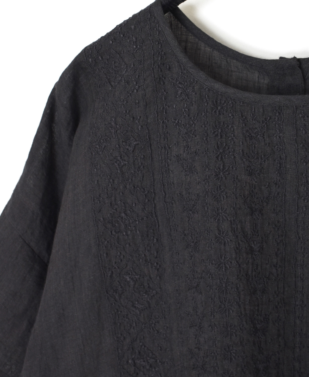 NMDS25242(シャツ) 80s POWER LOOM LINEN PLAIN BACK OPENING CREW-NECK S/SL EMB SHIRT