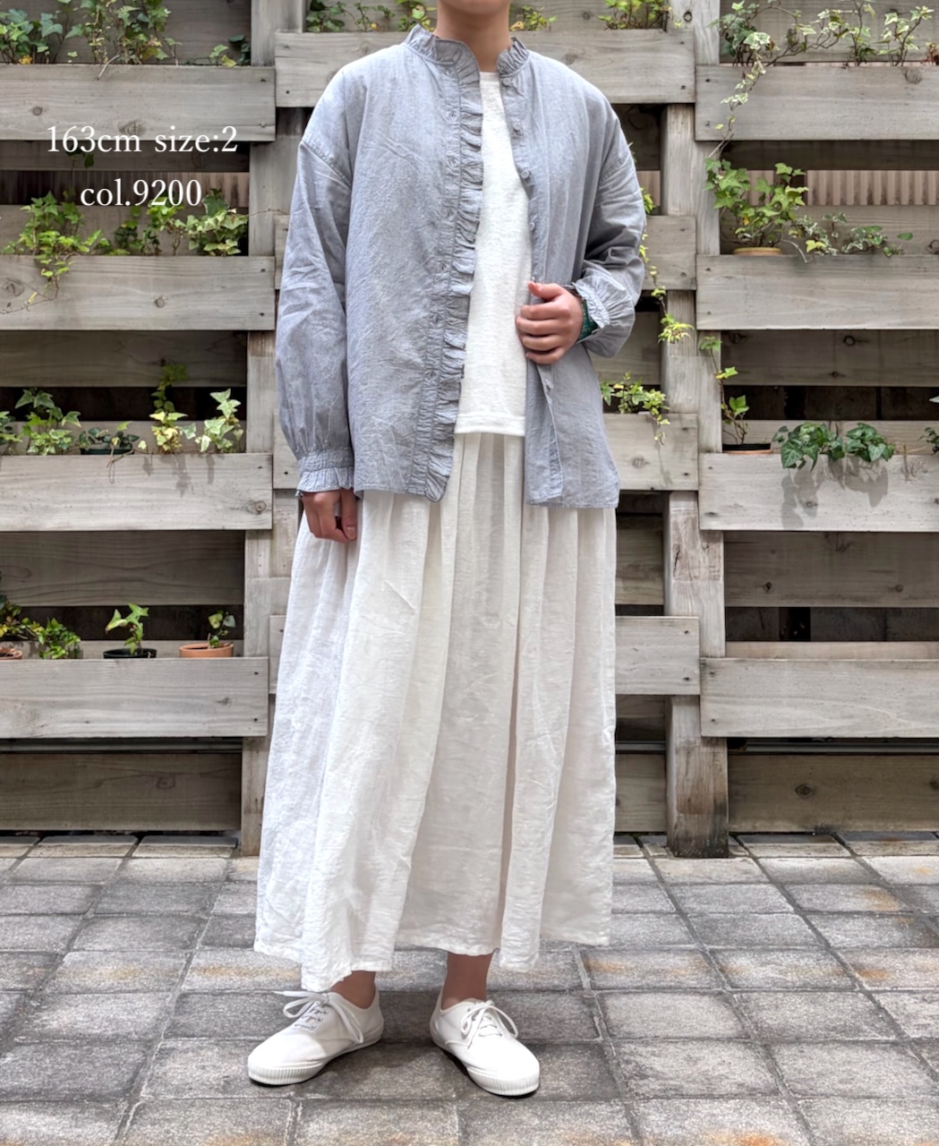 INMDS25062(シャツ) HANDWOVEN YARN DYE CHAMBRAY FRILL COLLAR SHIRTS