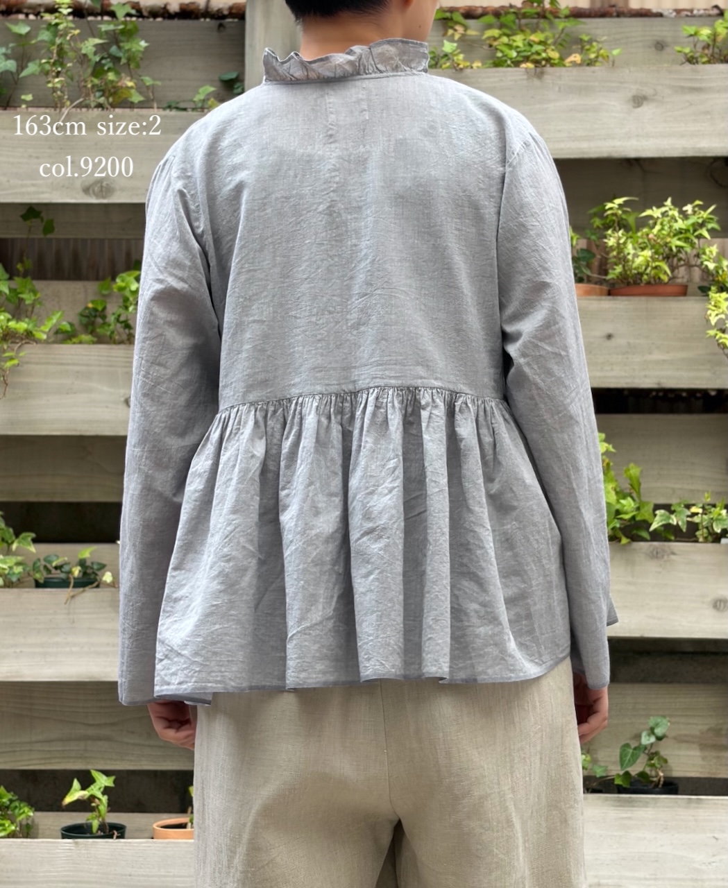 INMDS25065(シャツ) HANDWOVEN YARN DYE CHAMBRAY FRILL CACHE COEUR