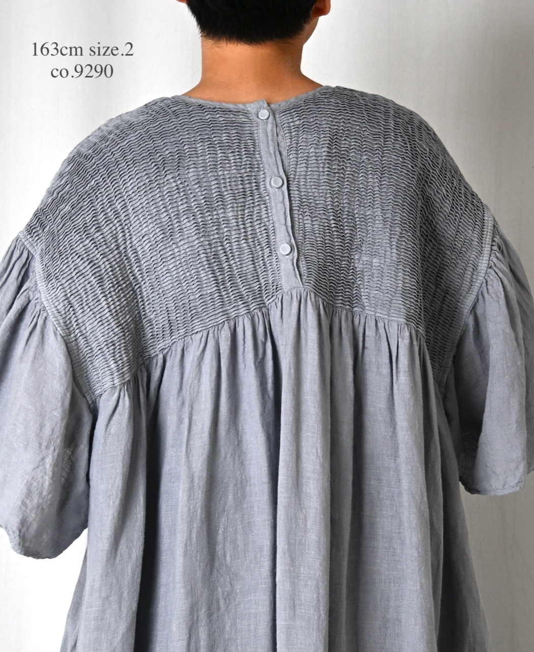 INMDS26004D(ワンピース) 60s AUTO LOOM LINEN PLAIN (OVERDYE) BACK OPENING PULLOVER DRESS WITH MINI PINTUCK