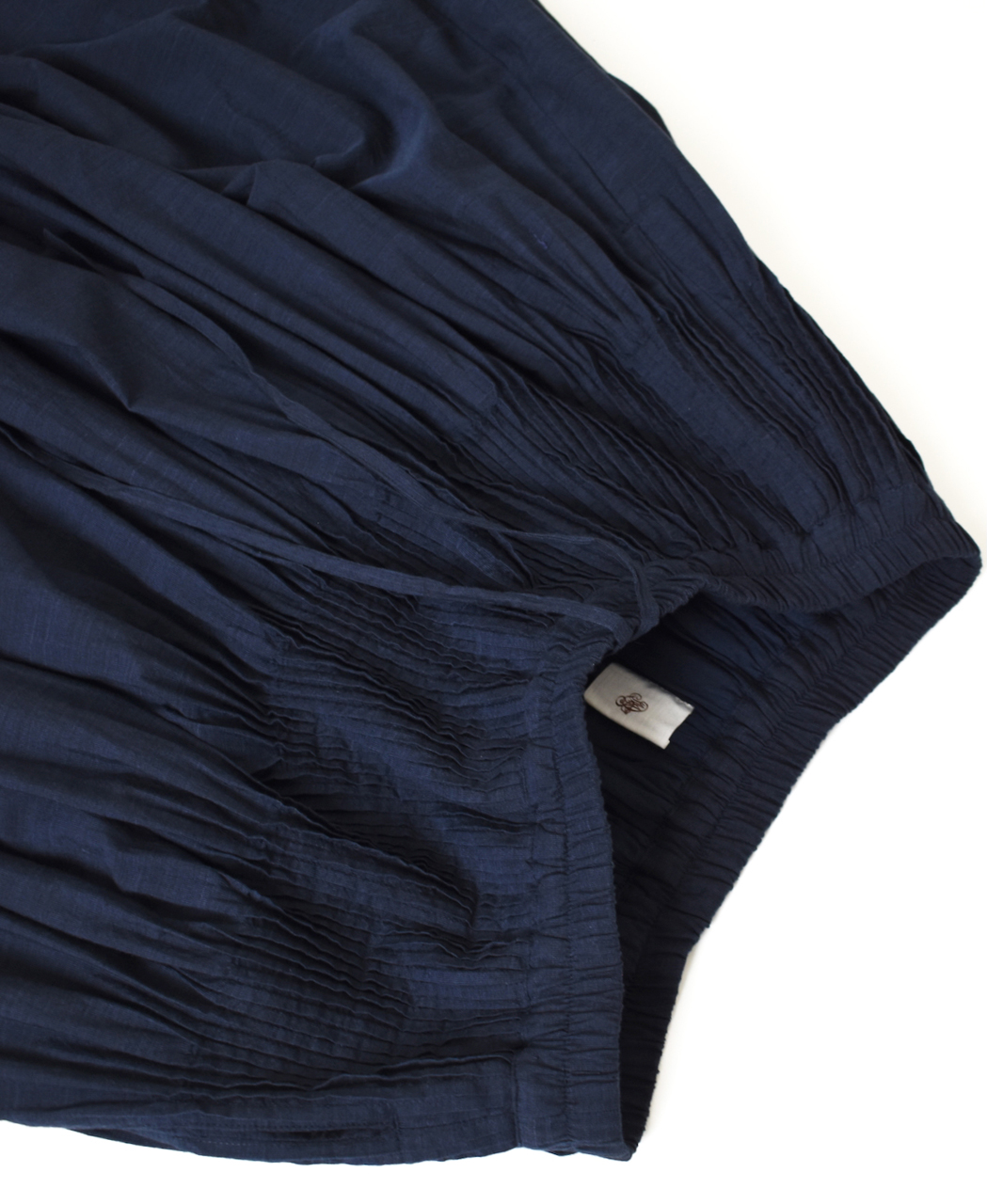 INMDS26055(スカート) HANDWOVEN COTTON HAKEME PINTUCK FLARED SKIRT