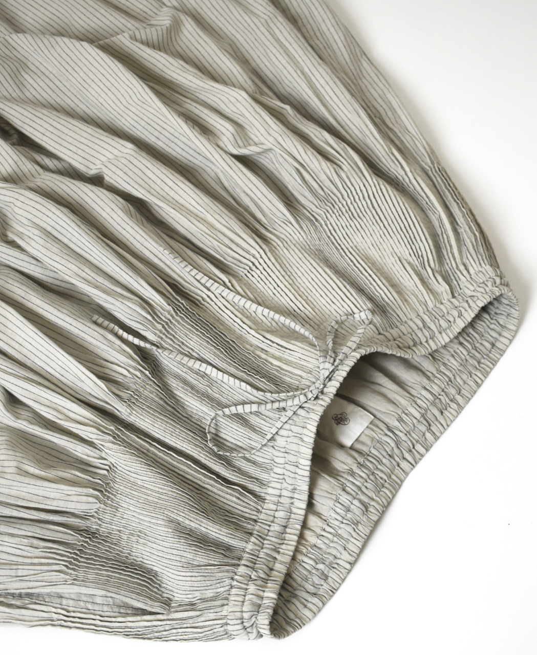 INMDS26065(キュロット) HANDWOVEN COTTON STRIPE CULOTTES WITH MINI PINTUCK
