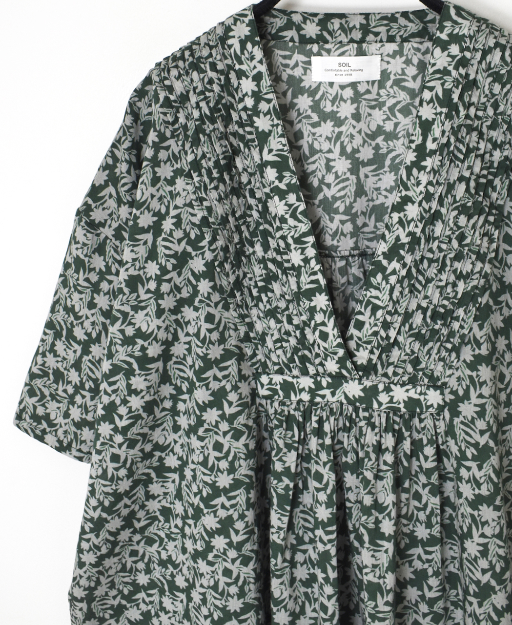 NSL26072(シャツ) 80s VOILE TWO TONE FLOWER PRINT V-NECK PINTUCK S/SL SHIRT
