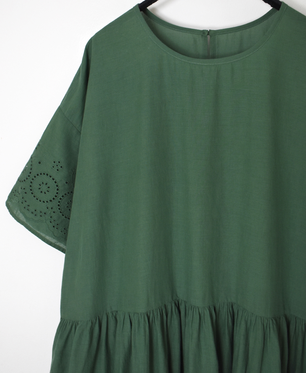 INSL26343(ワンピース) 80s VOILE PLAIN WITH CUT WORK LACE CREW NECK PULLOVER DRESS