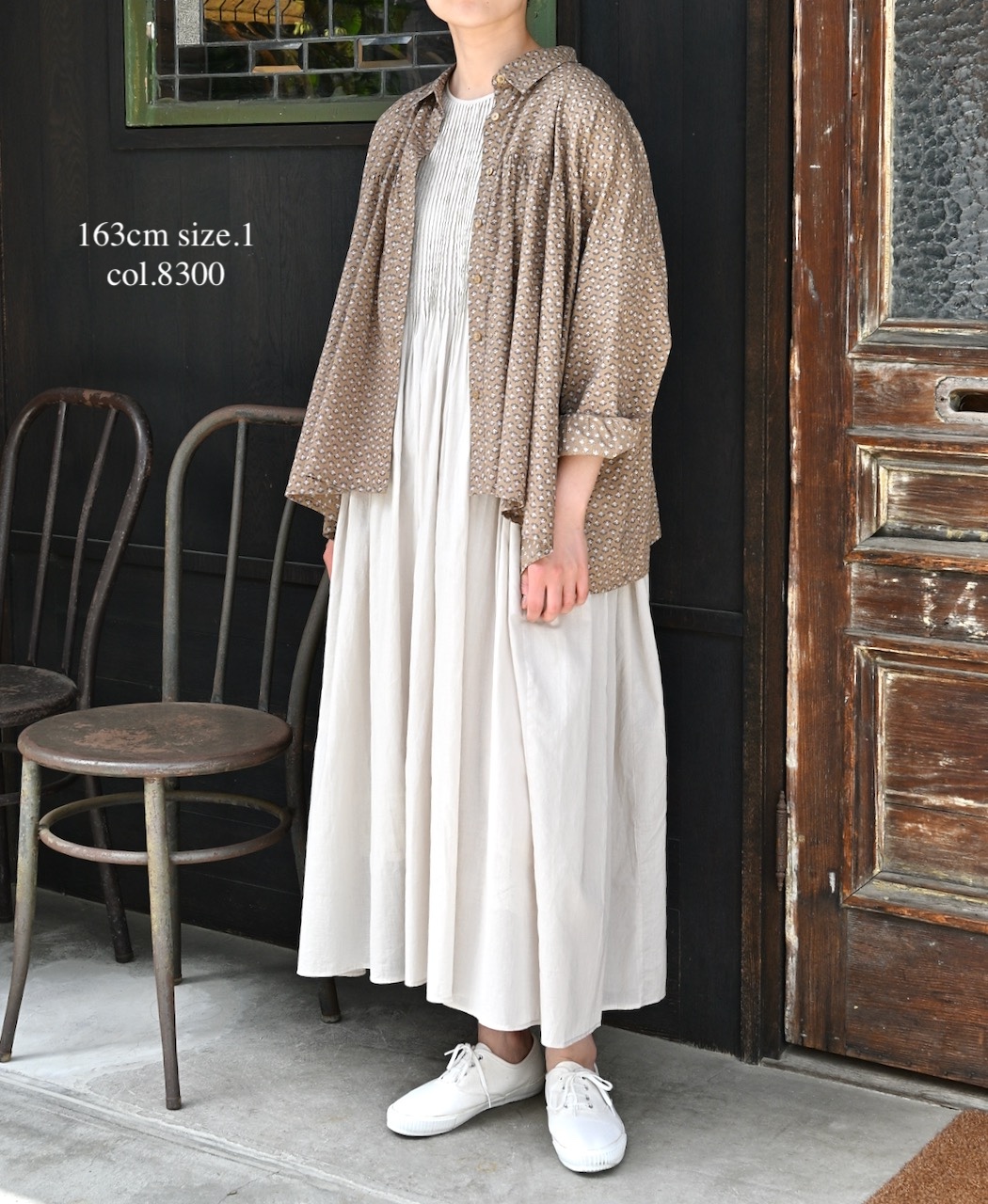 NSL26031(シャツ) COTTON SLUB SMALL FLOWER PRINT REGULAR COLLAR GATHERED SHIRT SMOCK