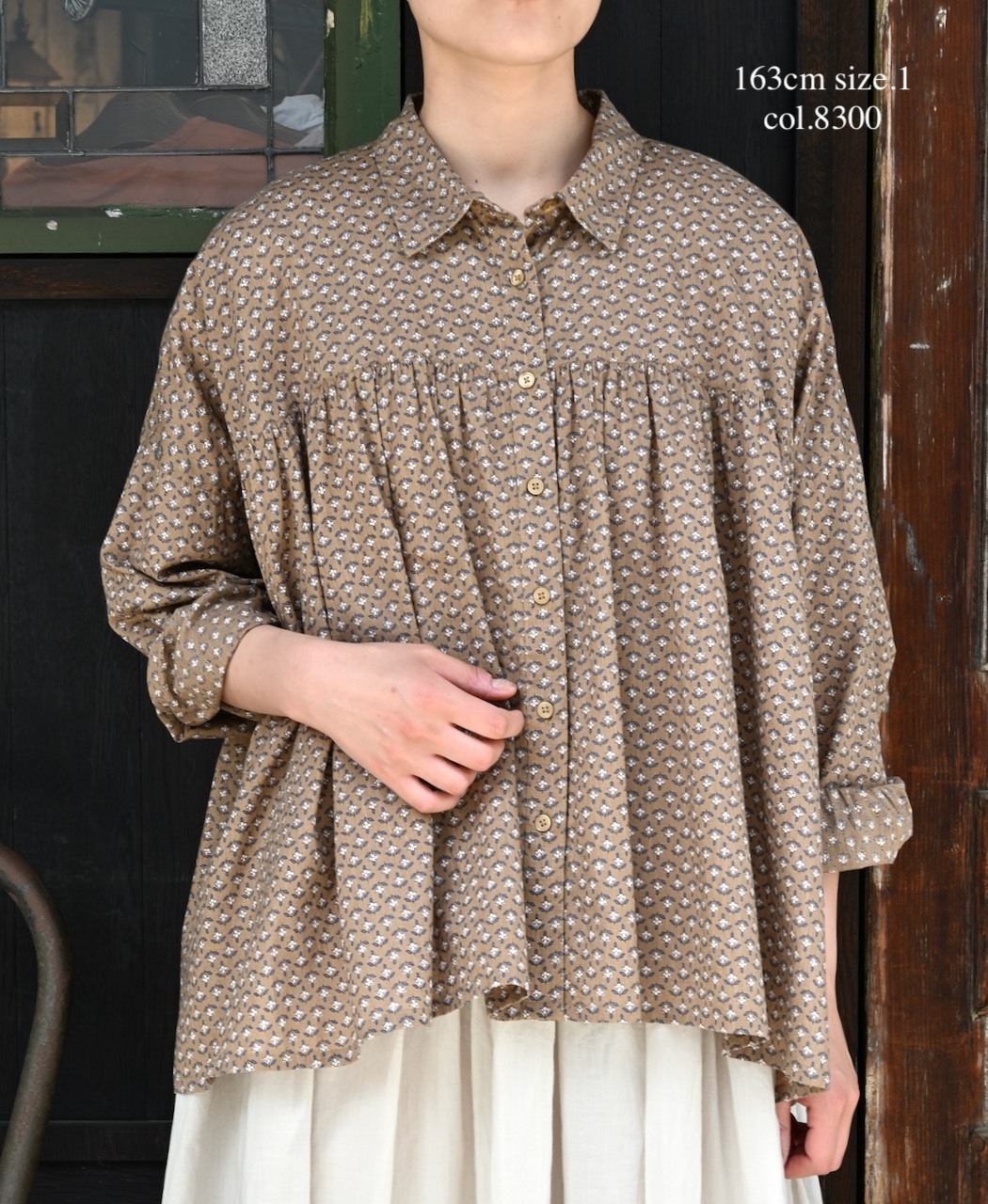 NSL26031(シャツ) COTTON SLUB SMALL FLOWER PRINT REGULAR COLLAR GATHERED SHIRT SMOCK