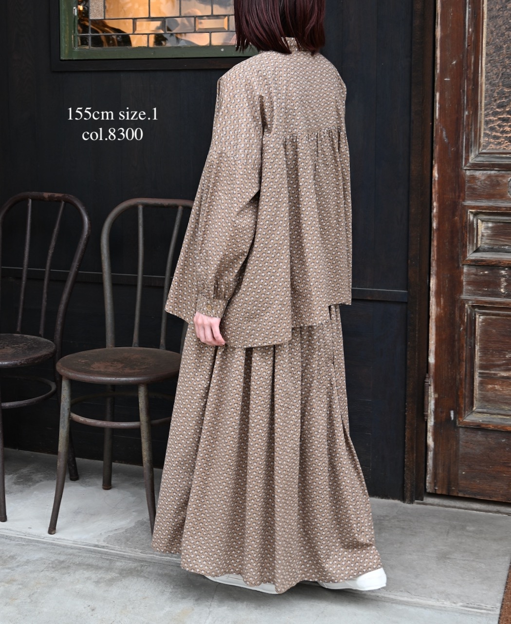 NSL26031(シャツ) COTTON SLUB SMALL FLOWER PRINT REGULAR COLLAR GATHERED SHIRT SMOCK