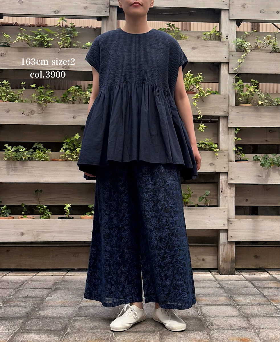 INMDS26053(シャツ) HANDWOVEN COTTON HAKEME CREW NECK FRENCH/SL SHIRTS WITH PINTUCK