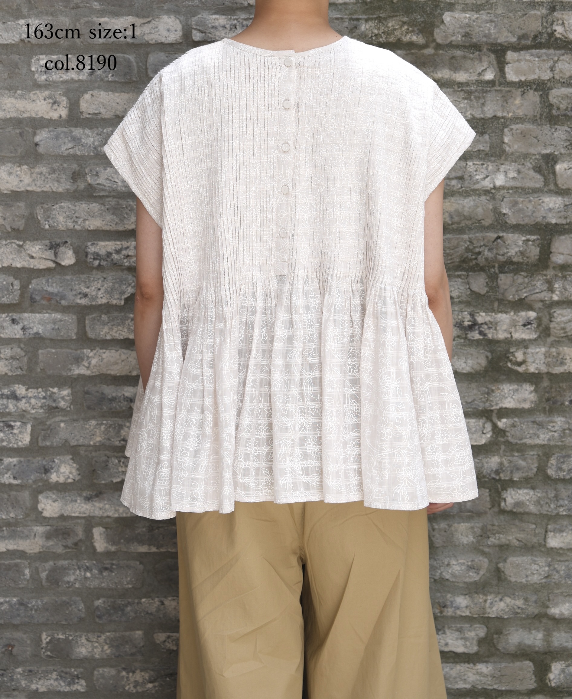 INMDS26096(シャツ) POWER LOOM COTTON DOBIE CHECK FLOWER HAND SCREEN PRINT CREW-NECK FRENCH/SL SHIRTS WITH PINTUCK