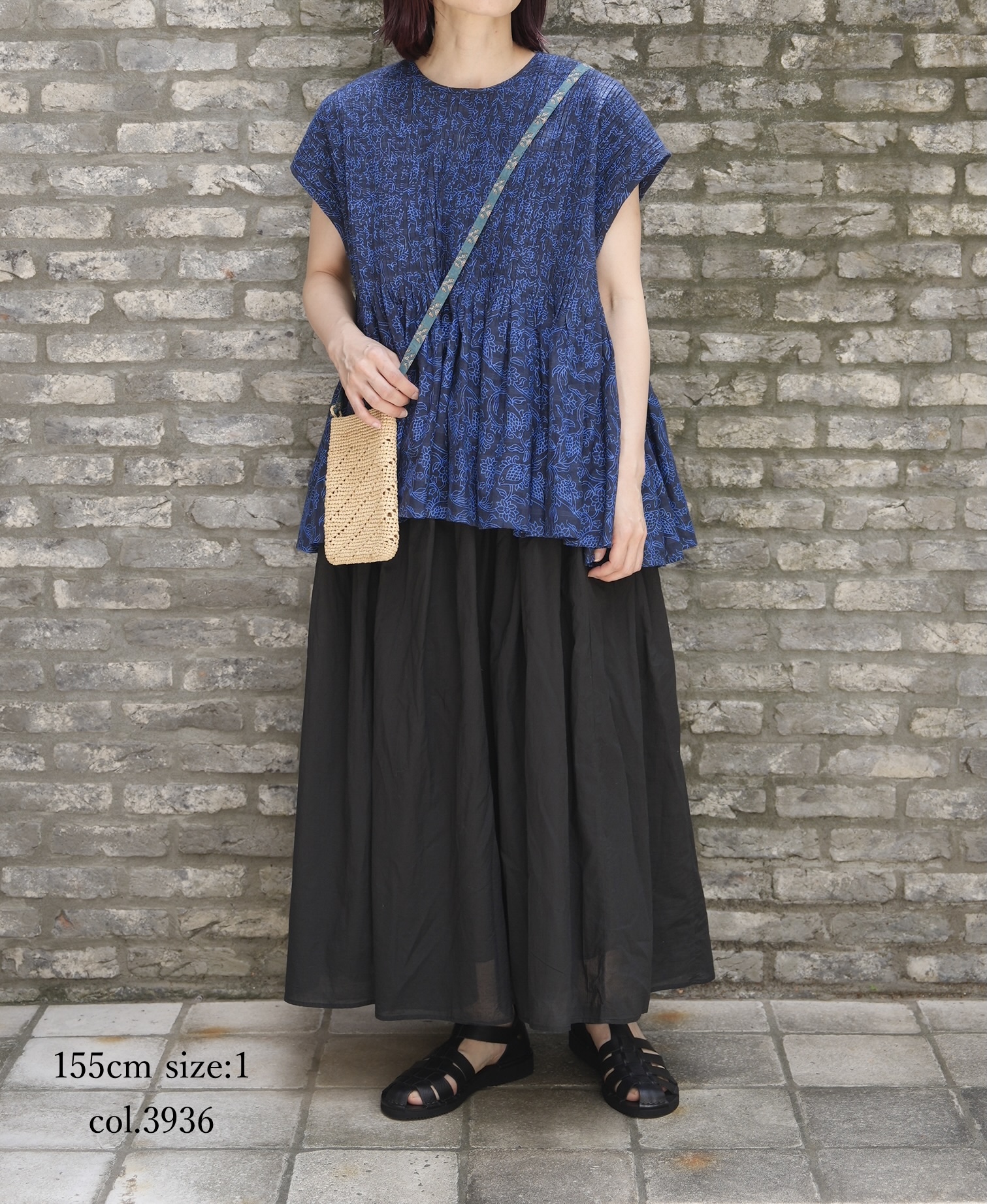 INMDS26096(シャツ) POWER LOOM COTTON DOBIE CHECK FLOWER HAND SCREEN PRINT CREW-NECK FRENCH/SL SHIRTS WITH PINTUCK