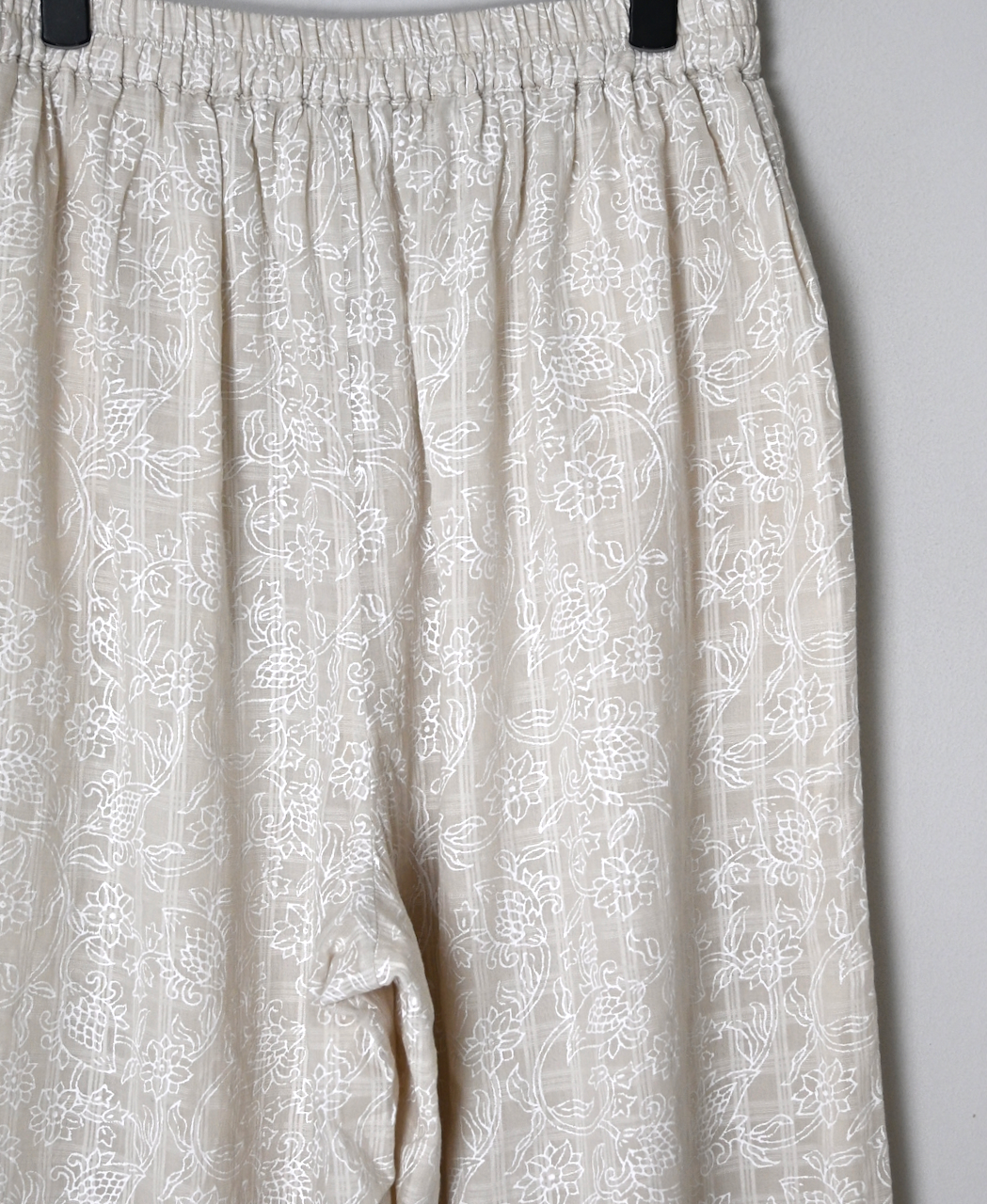 INMDS26095(パンツ) POWER LOOM COTTON DOBIE CHECK FLOWER HAND SCREEN PRINT EASY PANTS