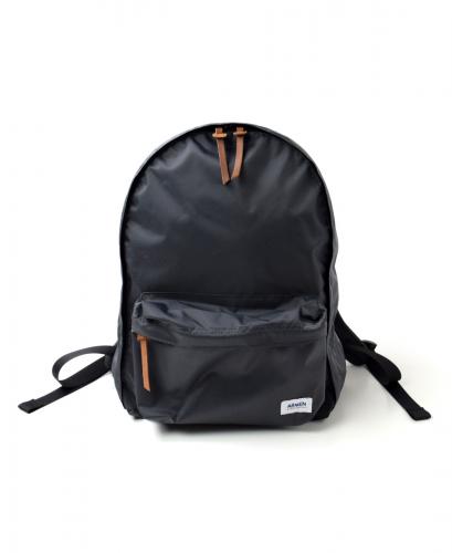 PNAM1611 (バッグ) NYLON DAYPACK