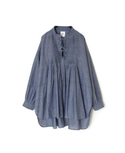 INMDS25063(シャツ) HANDWOVEN YARN DYE NATURAL INDIGO CHAMBRAY BANDED COLLAR PINTUCK TUNIC