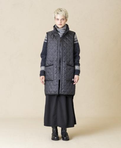 NAM2551(ベスト) PLAIN POLYESTER×FREECE HEAT QUILT HIGH-NECK FULL DOUBLE ZIP-UP REVERSIBLE LONG VEST